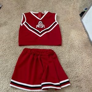 SUPER CUTE Ohio State girls cheerleader outfits!